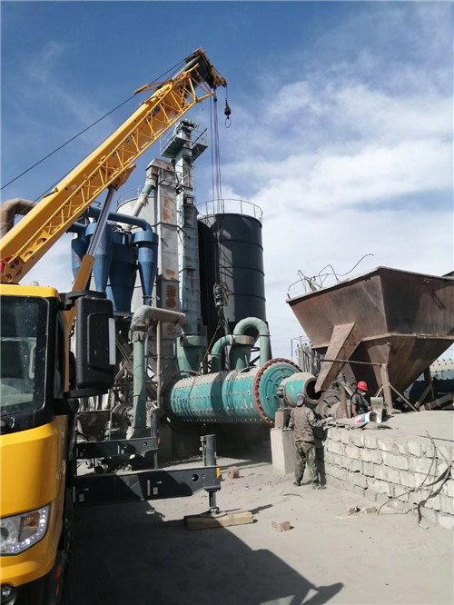 松江区设备搬运等各类工程项目中，吊车起着关键作用